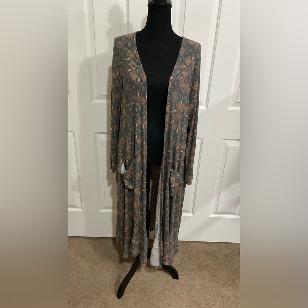 LuLaRoe L Multicolor Knit Sarah Cardigan — Cream, Green, Blue, Pink Accents